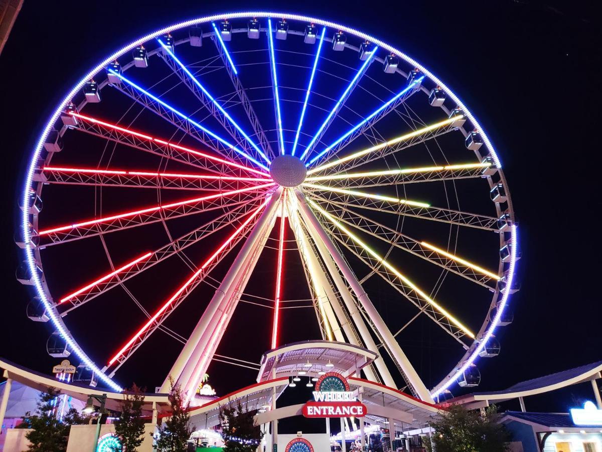 Whispering Winds, Hot Tub, Game Room, Wifi, 1089 Free Tickets Each Paid Day, Dollywood And More Гатлинбург Экстерьер фото