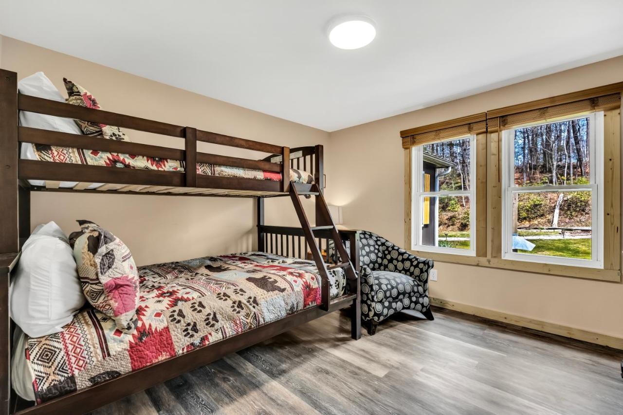 Whispering Winds, Hot Tub, Game Room, Wifi, 1089 Free Tickets Each Paid Day, Dollywood And More Гатлинбург Экстерьер фото