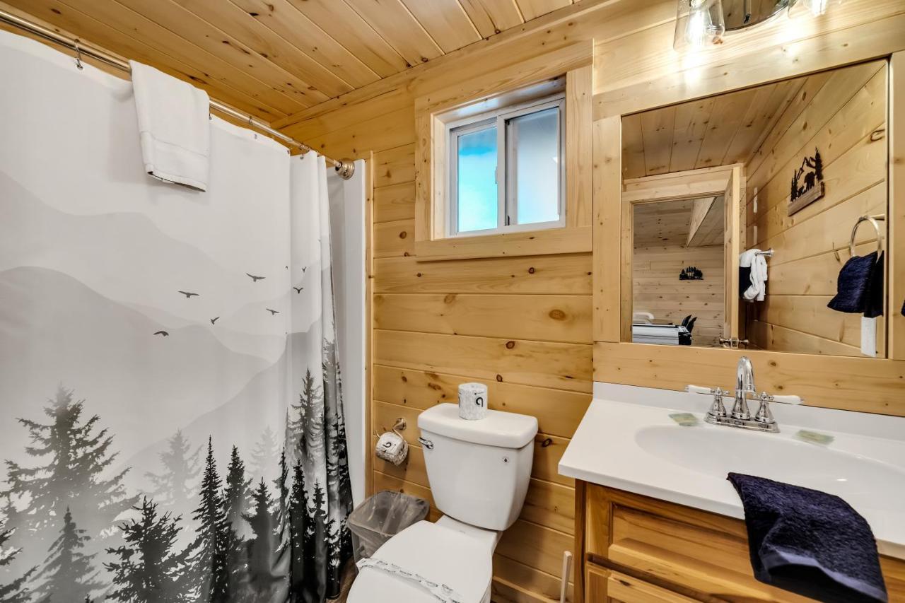 Whispering Winds, Hot Tub, Game Room, Wifi, 1089 Free Tickets Each Paid Day, Dollywood And More Гатлинбург Экстерьер фото