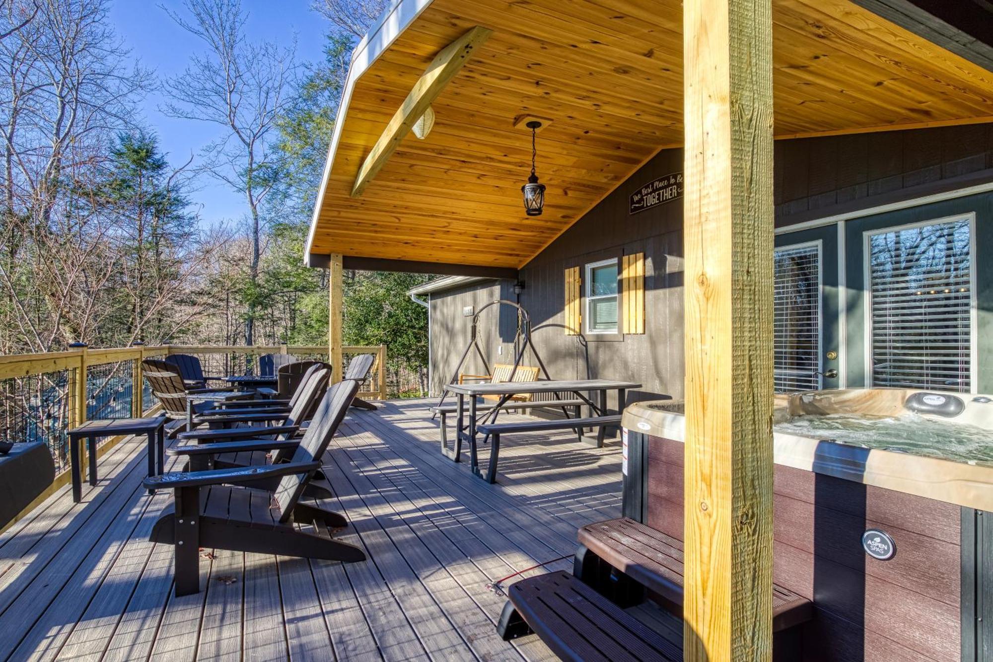 Whispering Winds, Hot Tub, Game Room, Wifi, 1089 Free Tickets Each Paid Day, Dollywood And More Гатлинбург Экстерьер фото