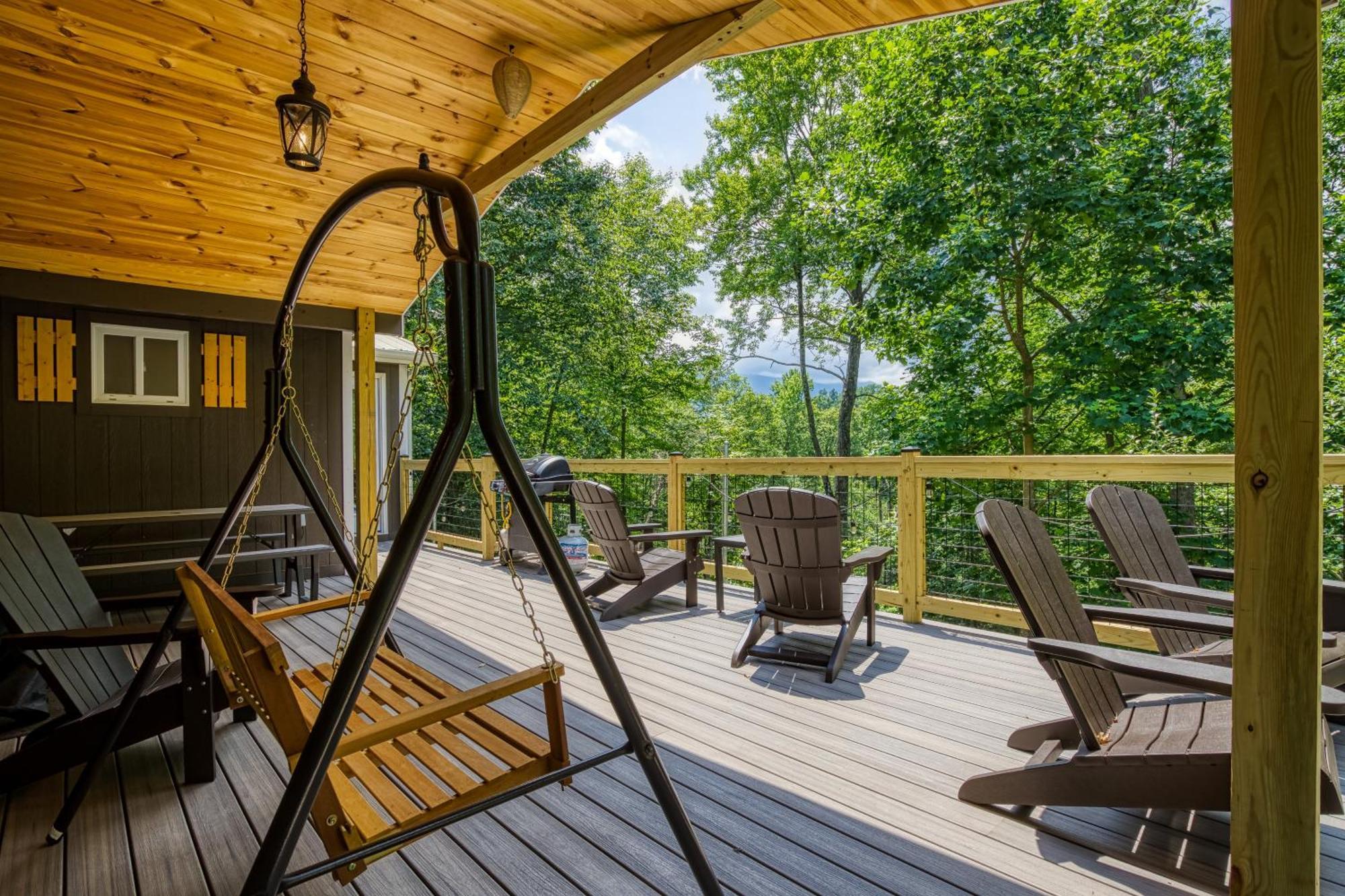 Whispering Winds, Hot Tub, Game Room, Wifi, 1089 Free Tickets Each Paid Day, Dollywood And More Гатлинбург Экстерьер фото
