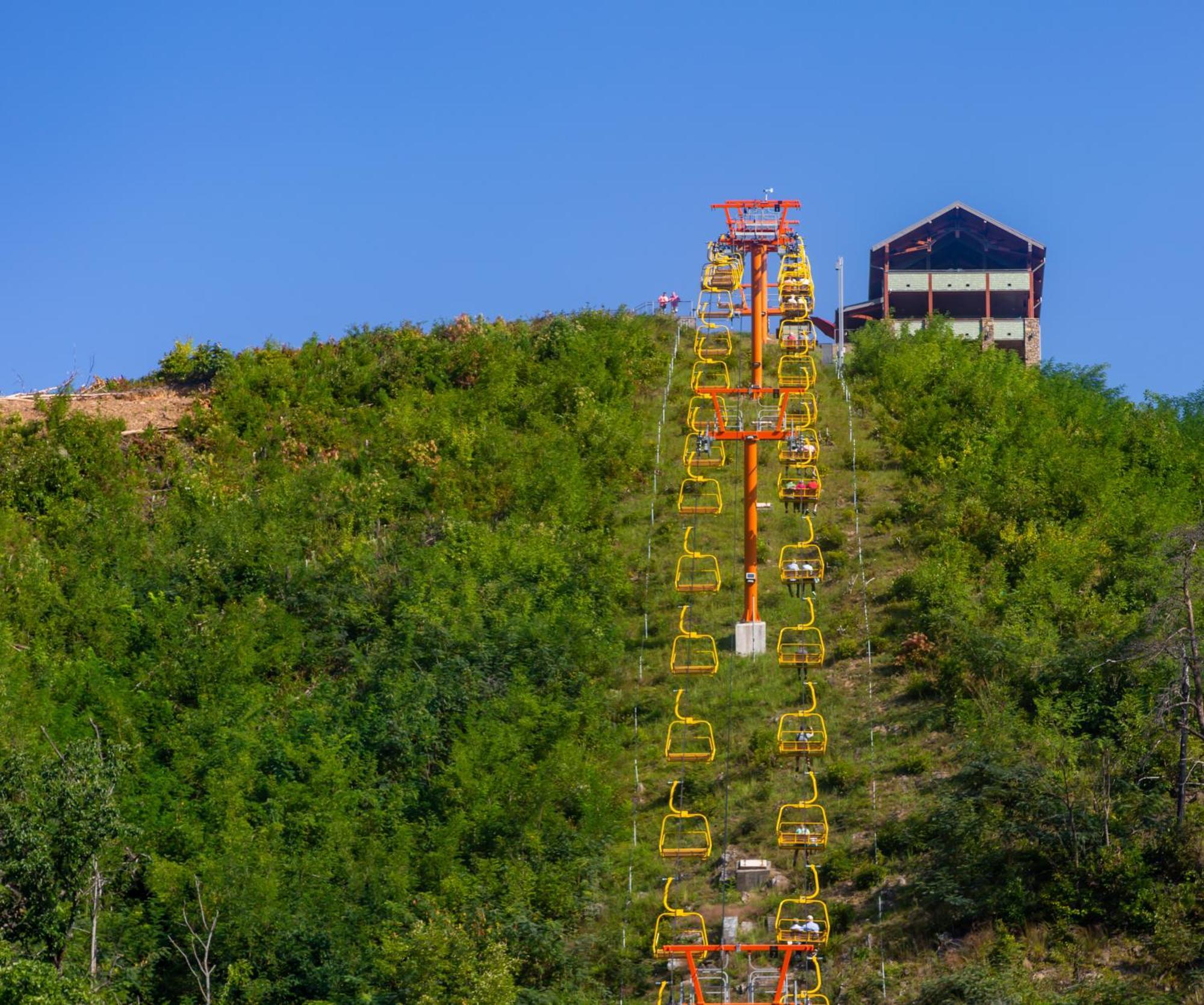Whispering Winds, Hot Tub, Game Room, Wifi, 1089 Free Tickets Each Paid Day, Dollywood And More Гатлинбург Экстерьер фото